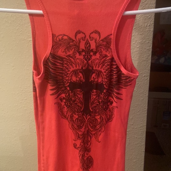 Tank. Worn once. Tight fit - Picture 5 of 6